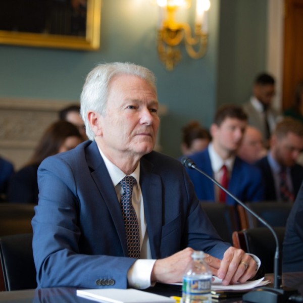 David Wolfe testifying before a Congressional Subcomittee