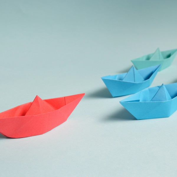 four paper boats 