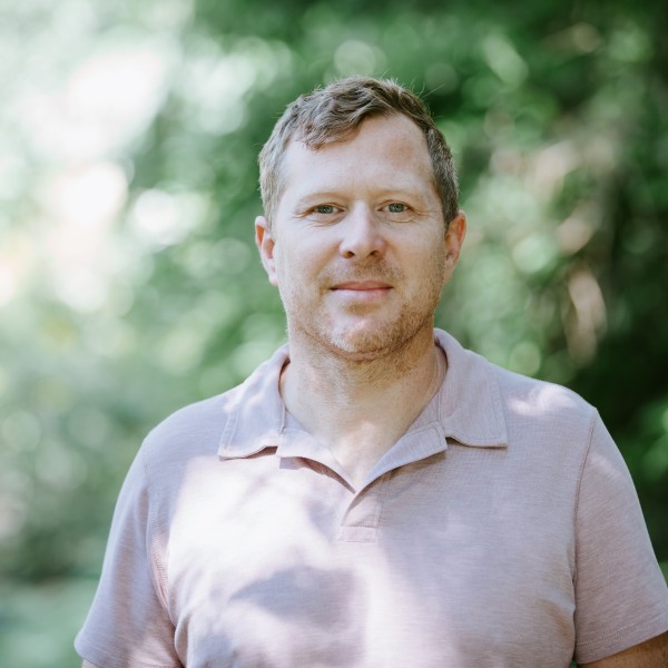 Kurt Waldman headshot