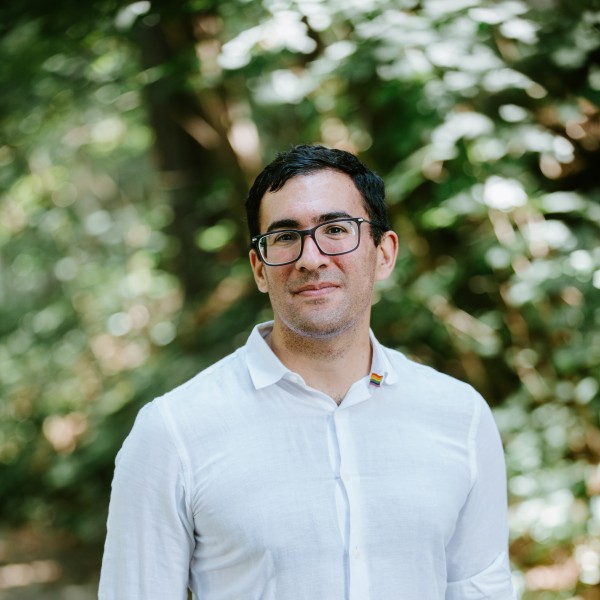 Daniele Visioni headshot