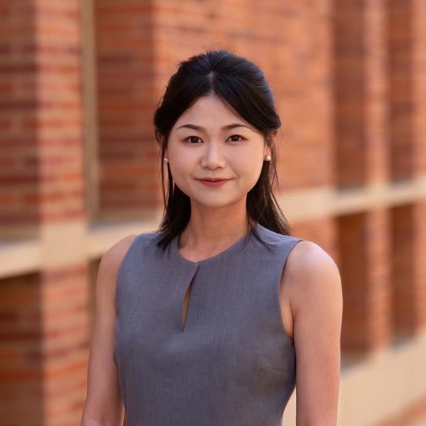 Jingwei Zhang headshot