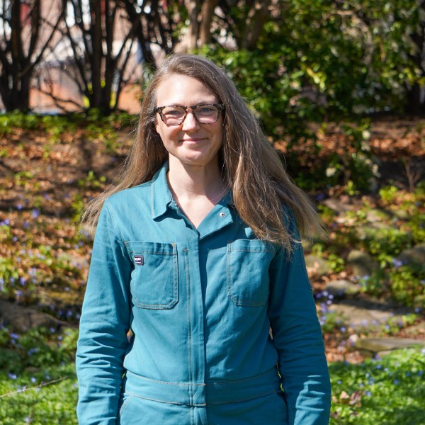 Headshot of Sara Emery