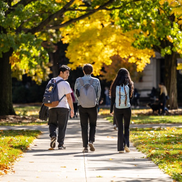 Students walk on the Ag Quad