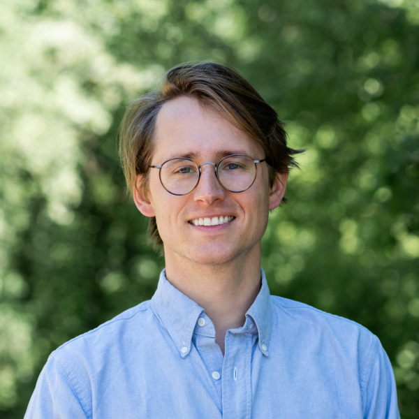 Aaron Sexton headshot