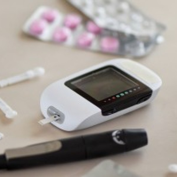 Diabetes testing kit